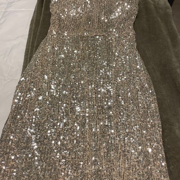 Xscape One-Shoulder Sequin Gown - Picture 2 of 7
